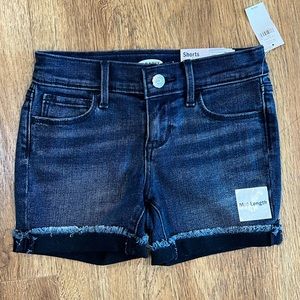 Girl’s Old Navy Mid-length Jean Shorts, size 7